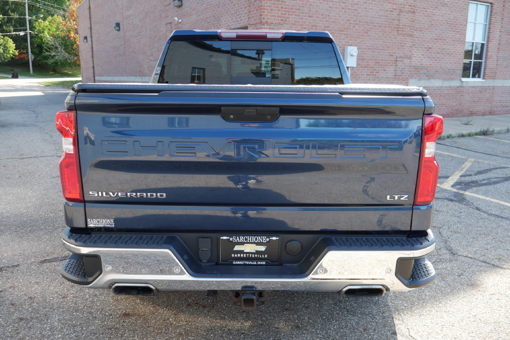 Used 2019 Chevrolet Silverado 1500 LTZ w/ LTZ Premium Package AWD/4WD image 7