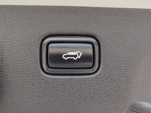 Used 2023 Kia Sportage SX FWD image 9