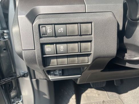 New 2025 Toyota Tacoma TRD Off-Road image 12