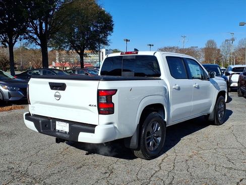 New 2026 Nissan Frontier SV w/ SV Convenience Package image 10