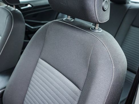 Used 2023 Volkswagen Jetta S image 32