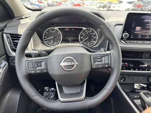 New 2026 Nissan Rogue SV AWD/4WD image 14