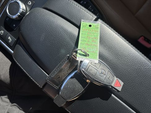 Used 2017 Mercedes-Benz E 400 Cabriolet image 25