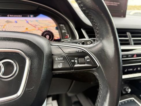 Used 2018 Audi Q7 3.0T Prestige w/ Prestige Package image 31