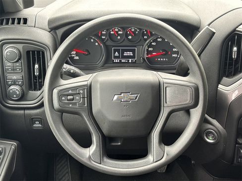 Used 2024 Chevrolet Silverado 1500 Custom Trail Boss image 25