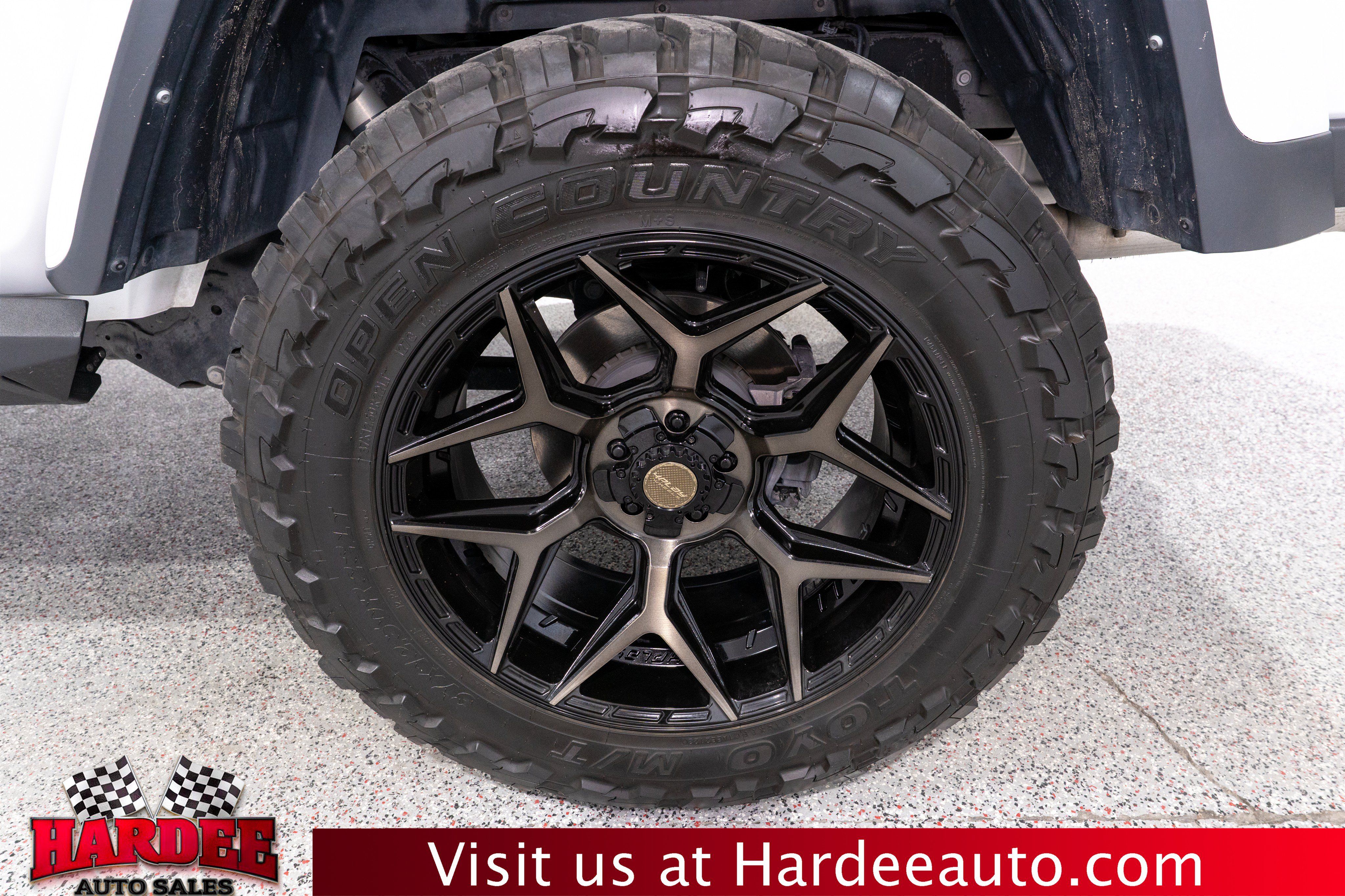 Used 2023 Jeep Gladiator Rubicon w/ Cold Weather Group AWD/4WD image 10
