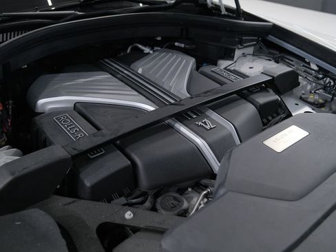 Used 2026 Rolls-Royce Cullinan image 84