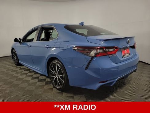 Used 2023 Toyota Camry SE FWD image 6