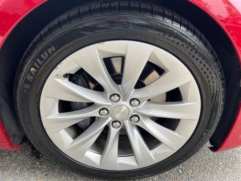 Used 2016 Tesla Model S 90D image 9