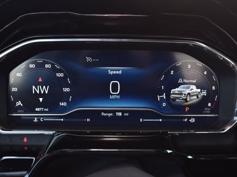 New 2025 Chevrolet Silverado 1500 LT w/ Z71 Off-Road Package image 18