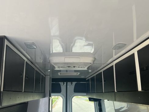 Used 2017 Mercedes-Benz Sprinter 3500 w/ Driver Comfort Package image 24