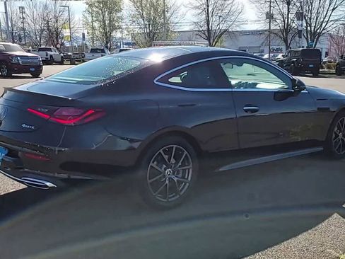 Used 2024 Mercedes-Benz CLE 300 4MATIC Coupe image 8