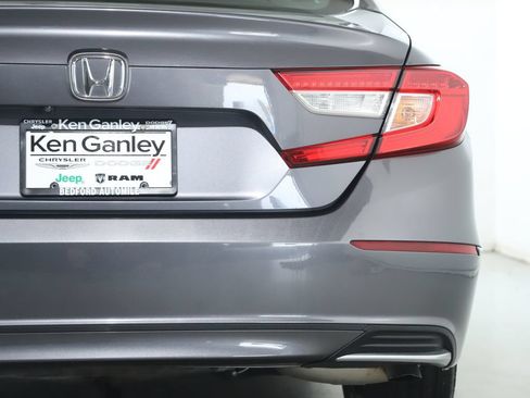 Used 2020 Honda Accord EX image 45