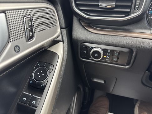 Used 2023 Ford Explorer Limited RWD image 31