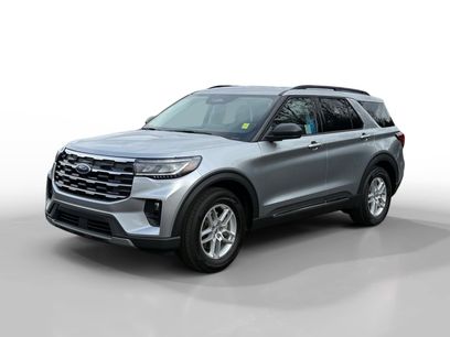 Used 2025 Ford Explorer Active w/ Active Comfort Package
