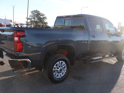 Used 2025 Chevrolet Silverado 2500 LT w/ Convenience Package image 7