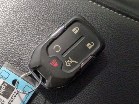 Used 2023 GMC Acadia SLT w/ Elevation Edition image 42