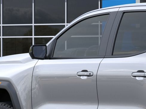 New 2026 GMC Canyon AT4 w/ Technology Plus Package AWD/4WD image 36