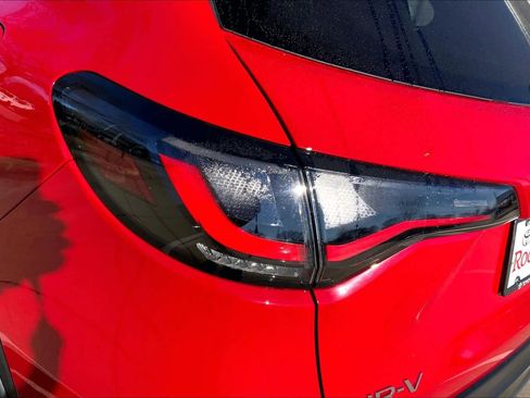 Used 2024 Honda HR-V Sport image 27