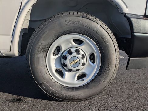 New 2025 Chevrolet Express 2500 w/ Driver Convenience Package image 11