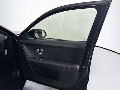 Used 2024 Hyundai Ioniq 5 SEL image 31