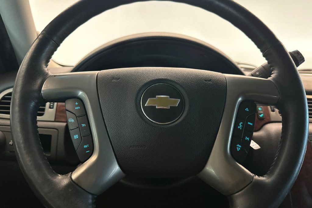 Used 2013 Chevrolet Tahoe LTZ RWD image 24