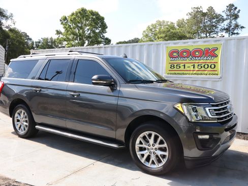 Used 2021 Ford Expedition Max XLT RWD image 2