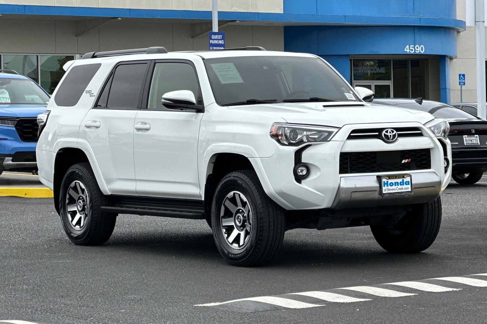 Used 2023 Toyota 4Runner TRD Off-Road Premium w/ Moonroof Package AWD/4WD image 7