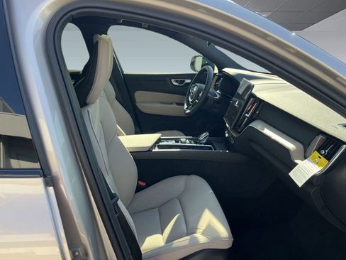 New 2026 Volvo XC60 B5 Core w/ Climate Package image 29