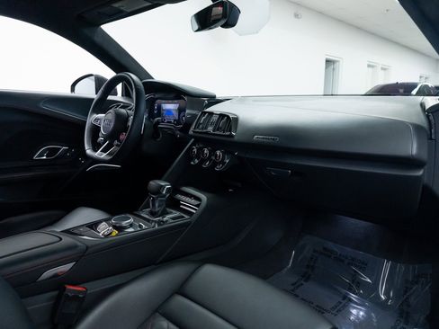 Used 2020 Audi R8 V10 performance image 18