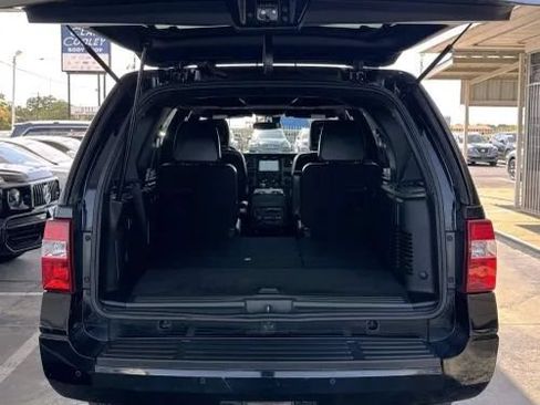 Used 2016 Ford Expedition Platinum RWD image 11