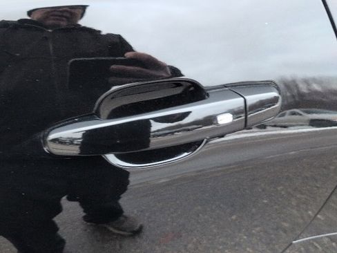 Certified 2023 Chevrolet Camaro LT w/ Technology Package image 11