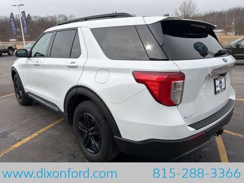 Used 2021 Ford Explorer XLT w/ Equipment Group 202A image 5