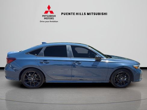 Used 2025 Honda Civic Sport image 4