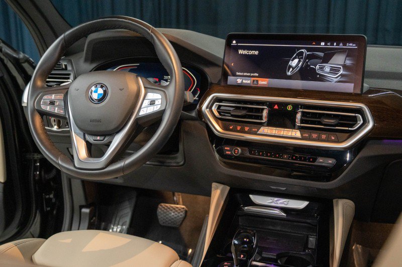 Used 2024 BMW X4 xDrive30i w/ Premium Package AWD/4WD image 18