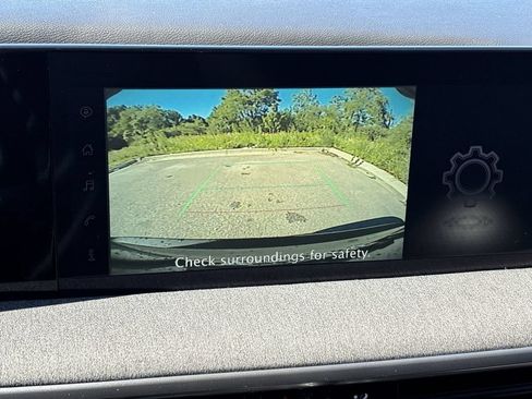 Certified 2025 Nissan Kicks SV AWD/4WD image 25