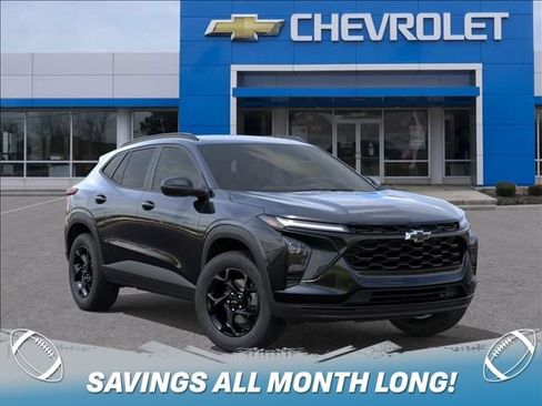 New 2026 Chevrolet Trax LT w/ Driver Confidence Package FWD image 7