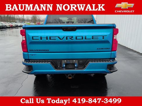 Used 2024 Chevrolet Silverado 1500 Custom w/ LPO, Dark Essentials Package image 10