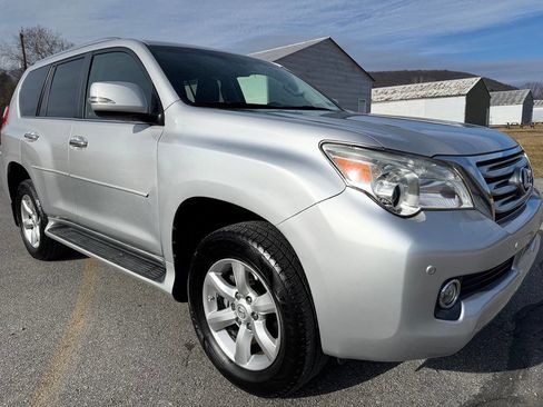 Used 2010 Lexus GX 460 image 1