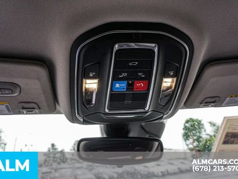 Used 2023 Jeep Grand Cherokee Limited AWD/4WD image 32