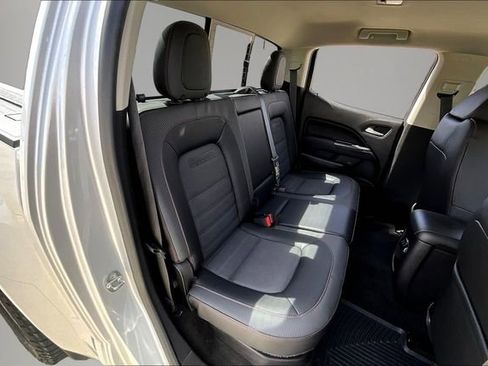 Used 2016 GMC Canyon SLE w/ All Terrain Package AWD/4WD image 25