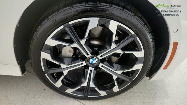 Used 2025 BMW 330i xDrive Sedan AWD/4WD image 83