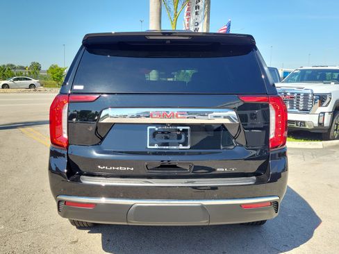 Used 2022 GMC Yukon SLT w/ SLT Premium Package RWD image 6