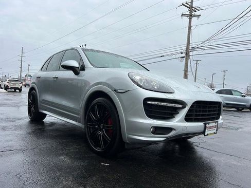 Used 2013 Porsche Cayenne GTS image 4