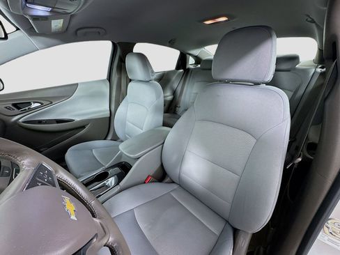 Used 2018 Chevrolet Malibu LT image 21