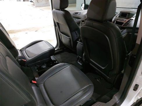 Used 2021 Ford Transit Connect XL image 11