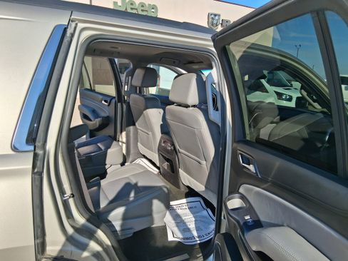 Used 2017 Chevrolet Tahoe LT w/ Luxury Package image 17
