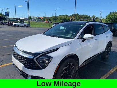 Used 2025 Kia Sportage SX