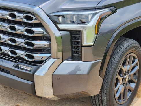 Used 2025 Toyota Tundra Platinum image 6