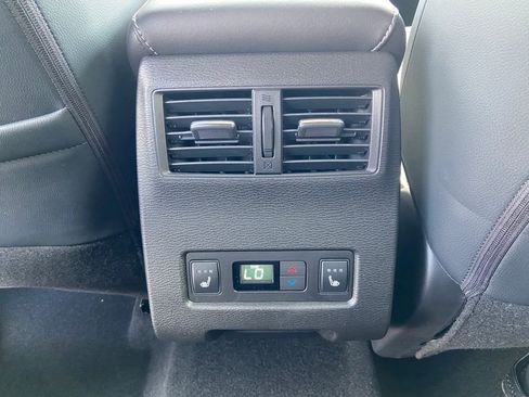 New 2026 Mitsubishi Outlander SEL AWD/4WD image 17